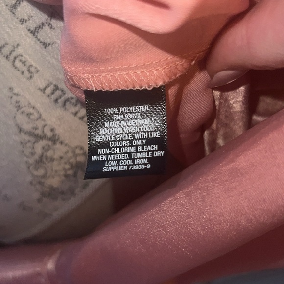 Worthington Petite XS pink women’s blouse with ribbon 🎀 tie bow button shirt XS - Picture 13 of 13